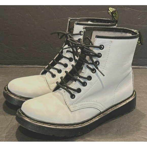 Karardo  White Vegan Leather Lace Up Combat  Boots Women's Size 8.5 (39) - Picture 1 of 10